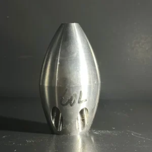 Mud cleaning spray nozzle