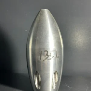 Mud cleaning spray nozzle